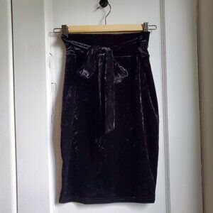 Black pencil velvet skirt